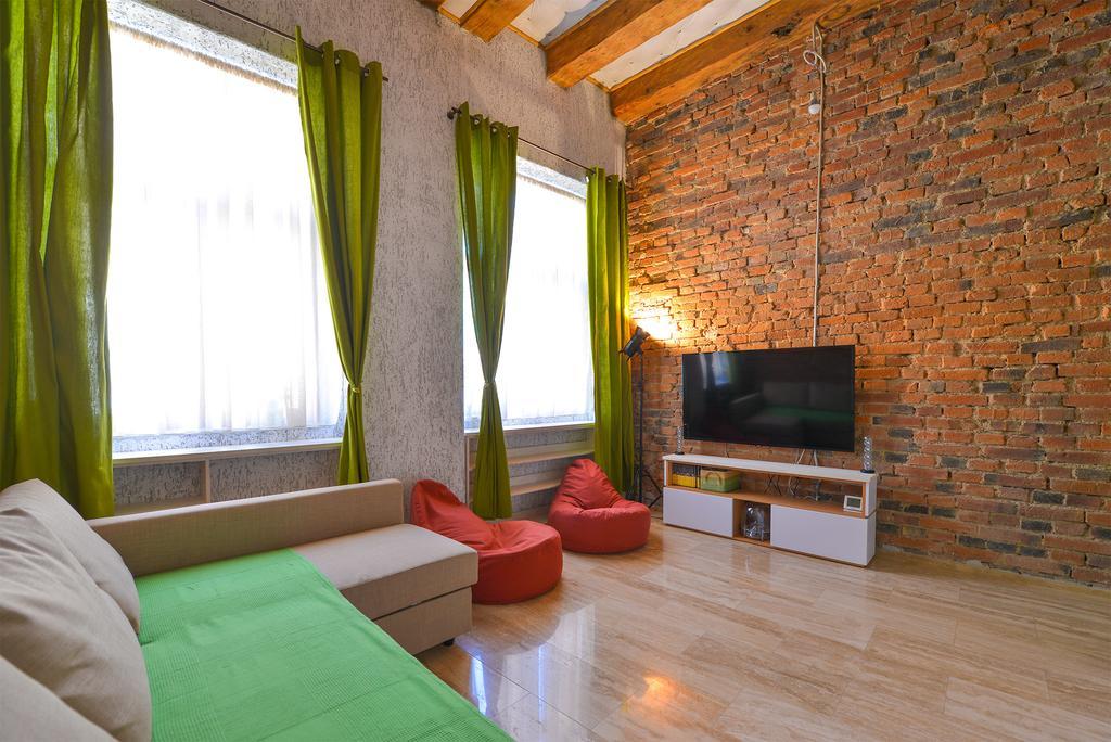 Michael Weiss Apartment Brasov Luaran gambar